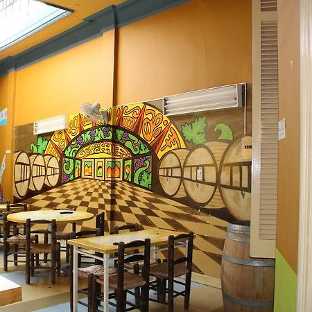 Malbec Hostel Central Mendoza Eksteriør bilde